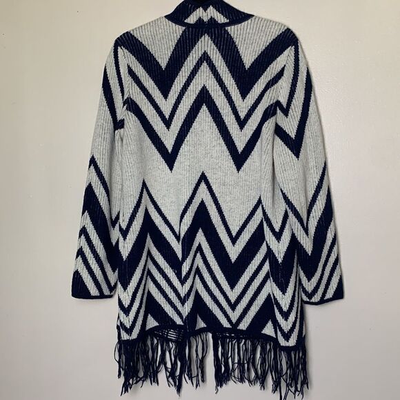 CHICOS size 2 cardigan sweater fringe boho chevron zig zag large L southeastern - Picture 8 of 9